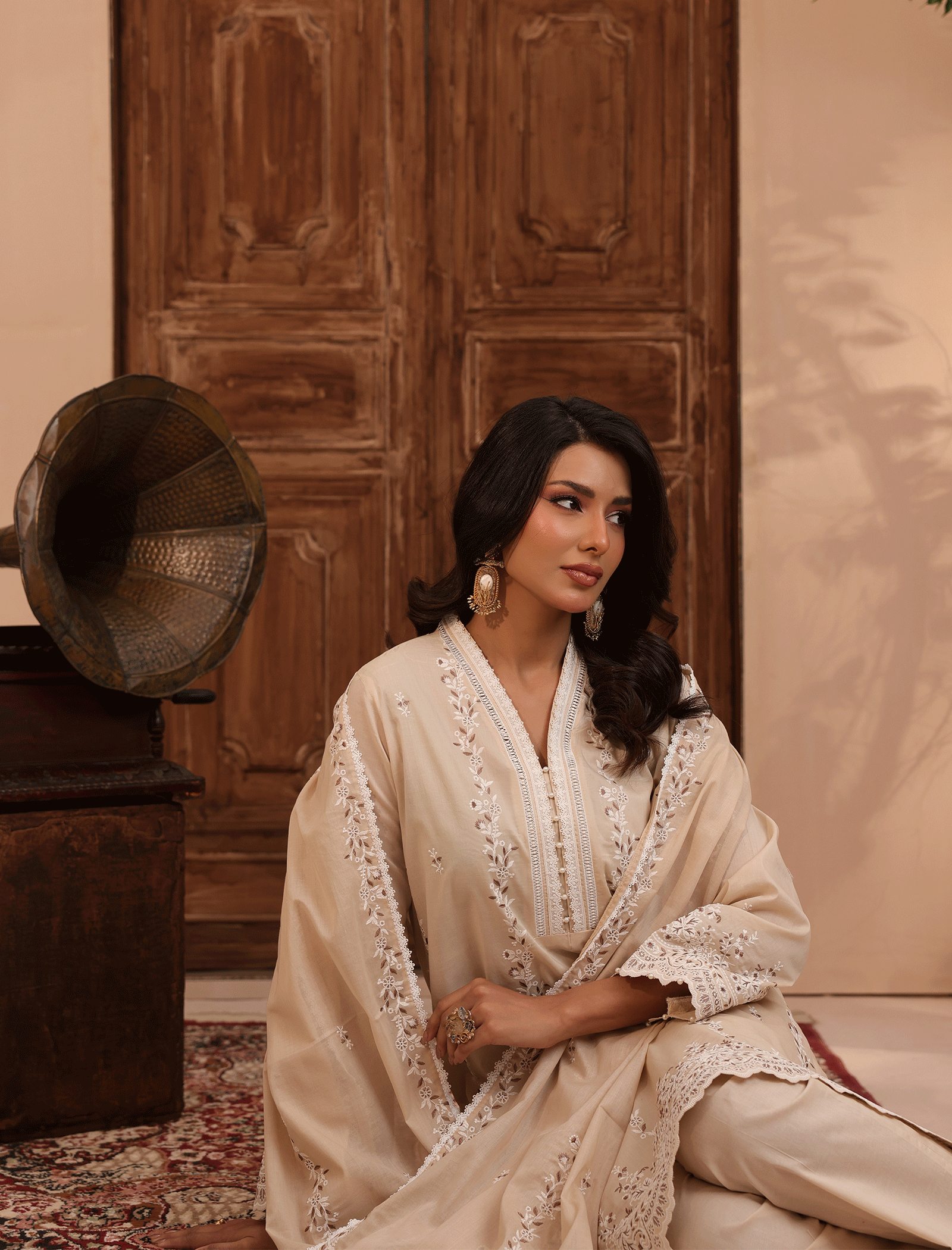 3 Pc Formal Suit Secondary image