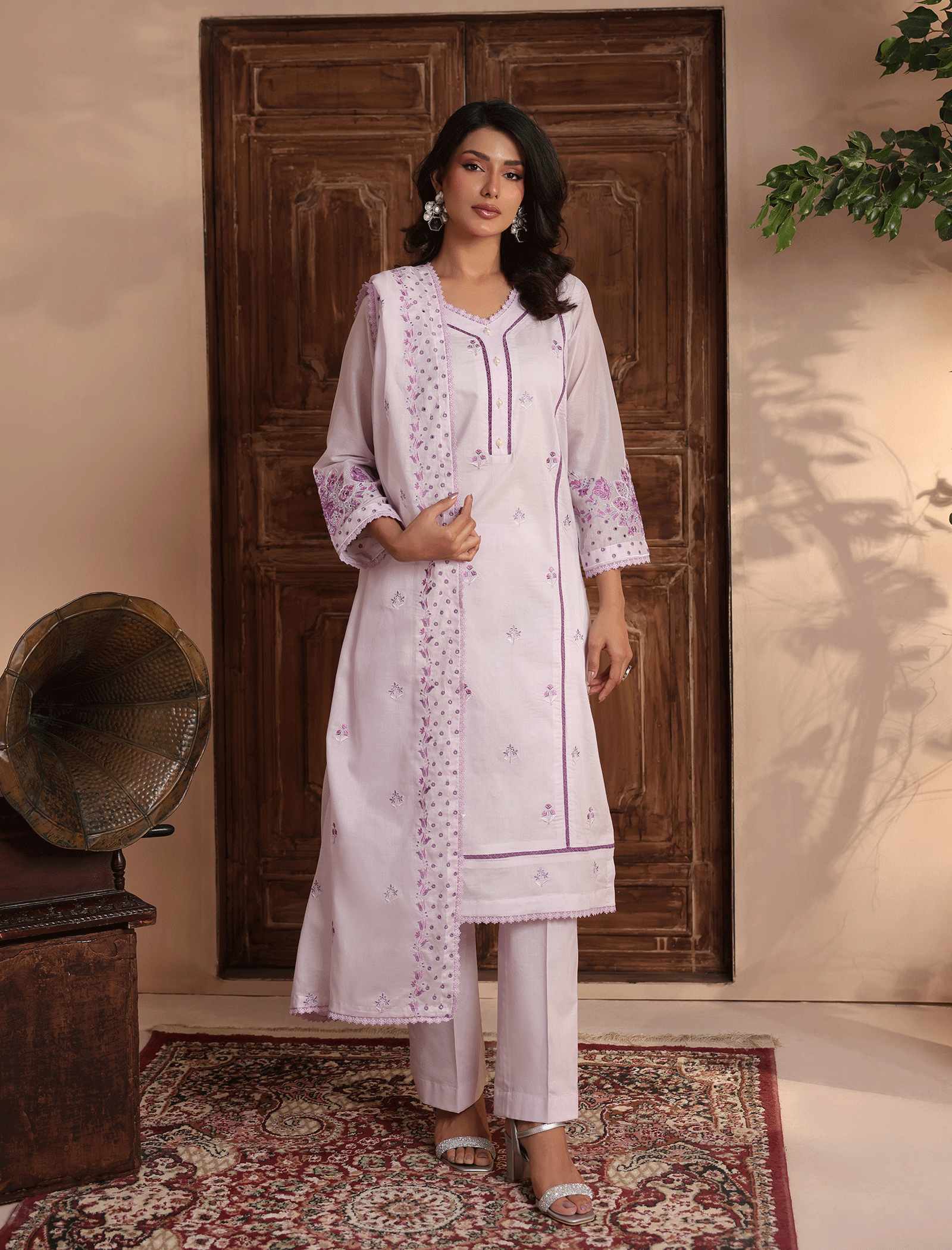 3 Pc Formal Suit Main image