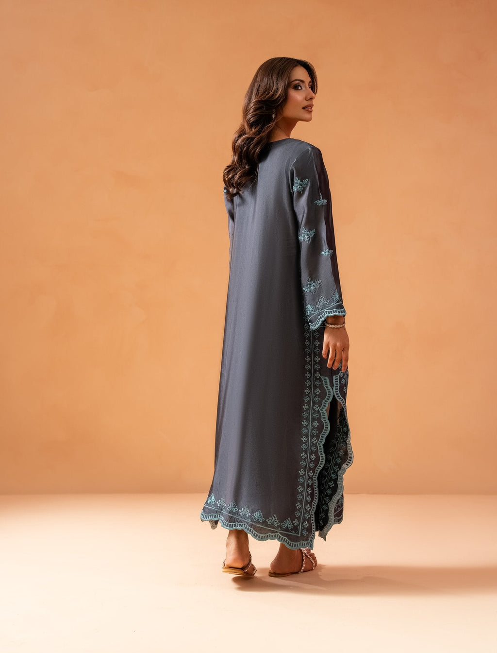 Grey Kaftaan - back view